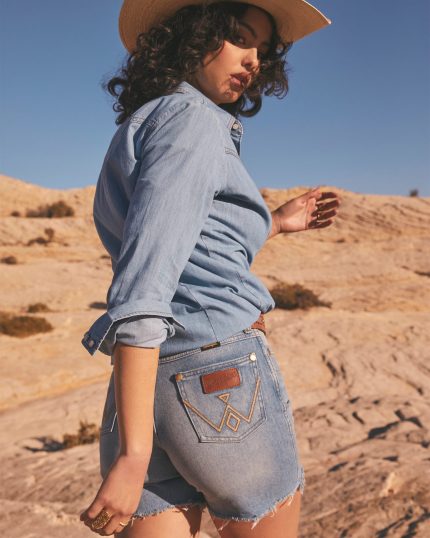 Wrangler® x Yellow Rose by Kendra Scott High Rise Cowboy Short