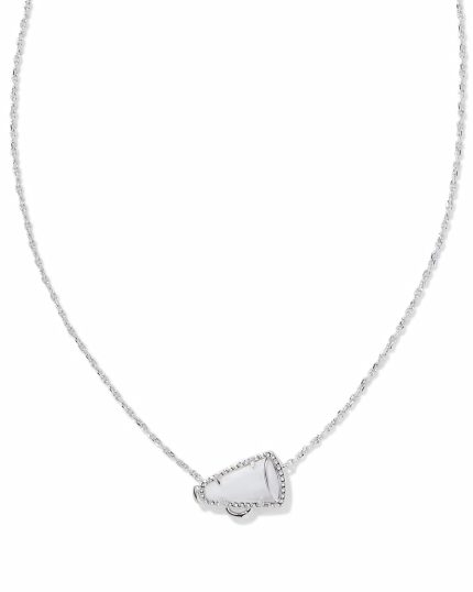 Cheer Silver Short Pendant Necklace in White Mother-of-Pearl