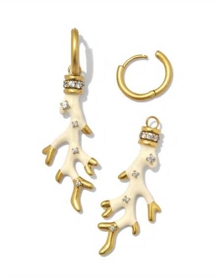 kendra-scott-shea-huggie-earrings-vintage-gold-ivory-enamel-00-1